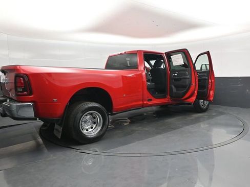 New 2026 RAM 3500 Big Horn AWD/4WD image 54