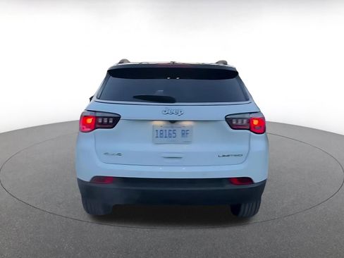 Used 2025 Jeep Compass Limited image 12