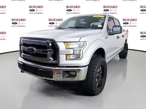 Used 2015 Ford F150 XLT AWD/4WD image 4