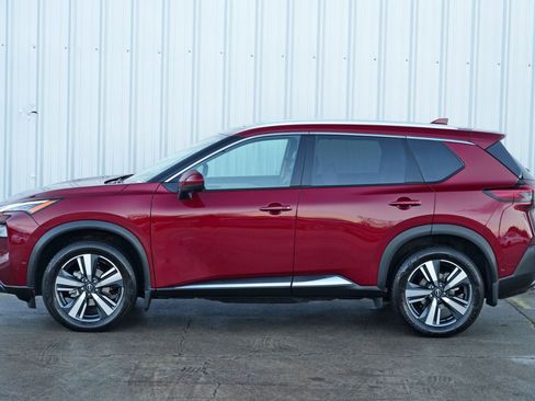 Used 2023 Nissan Rogue SL w/ SL Premium Package image 46