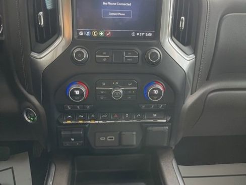 Used 2020 Chevrolet Silverado 1500 LTZ w/ LTZ Plus Package image 10