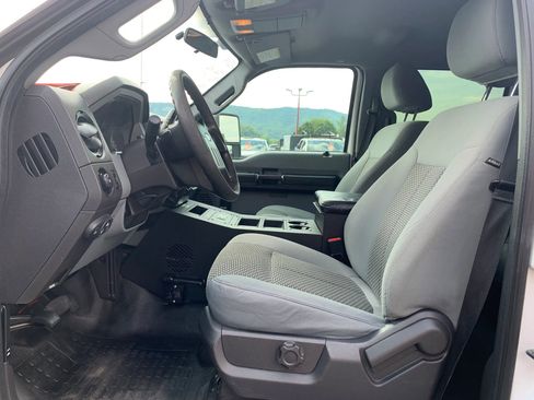 Used 2014 Ford F450 XL w/ Power Equipment Group AWD/4WD image 10