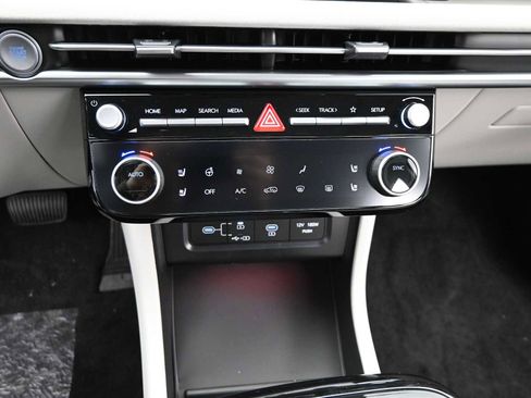 New 2026 Hyundai Tucson Limited image 18