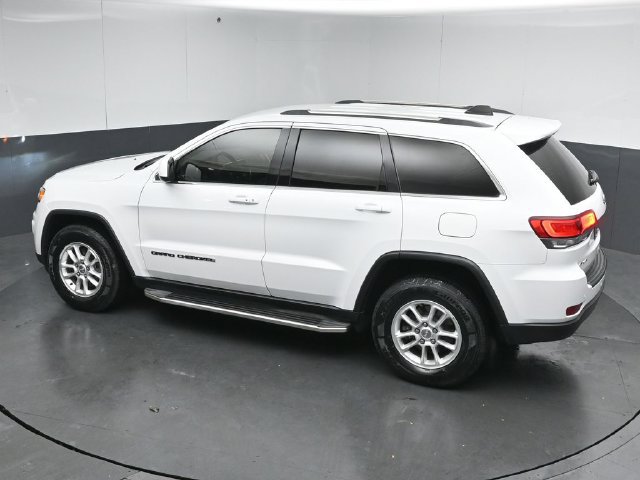 Used 2020 Jeep Grand Cherokee Laredo w/ Security & Convenience Group AWD/4WD image 48