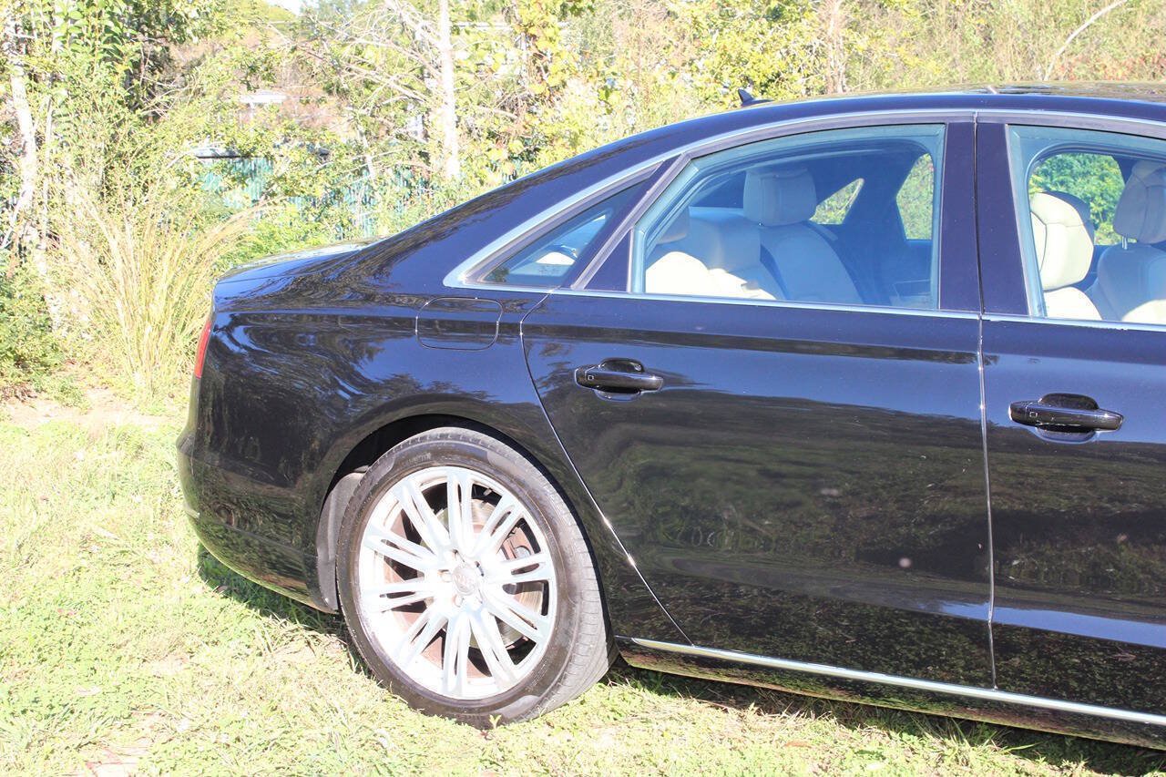 Used 2011 Audi A8 4.2 AWD/4WD image 5