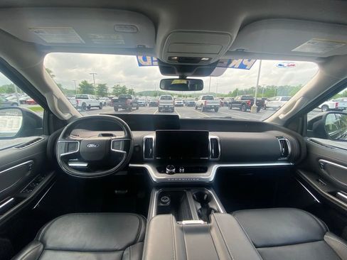 Certified 2025 Ford Expedition Max Platinum AWD/4WD image 26