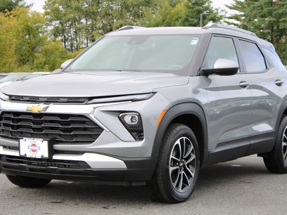 Used 2025 Chevrolet TrailBlazer LT w/ Convenience Package