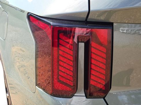 New 2026 Kia Sorento SX image 12