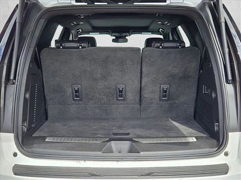 Used 2023 Chevrolet Tahoe Premier AWD/4WD image 6