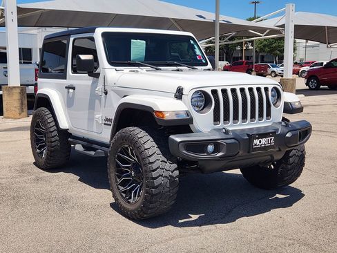 Used 2021 Jeep Wrangler Sport AWD/4WD image 3