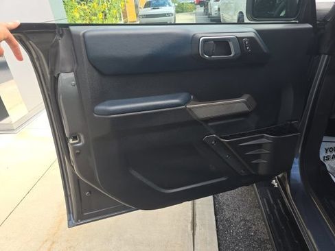 Used 2022 Ford Bronco Outer Banks AWD/4WD image 10