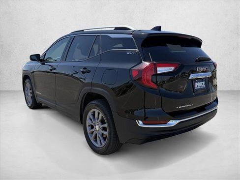 Used 2024 GMC Terrain SLT AWD/4WD image 8