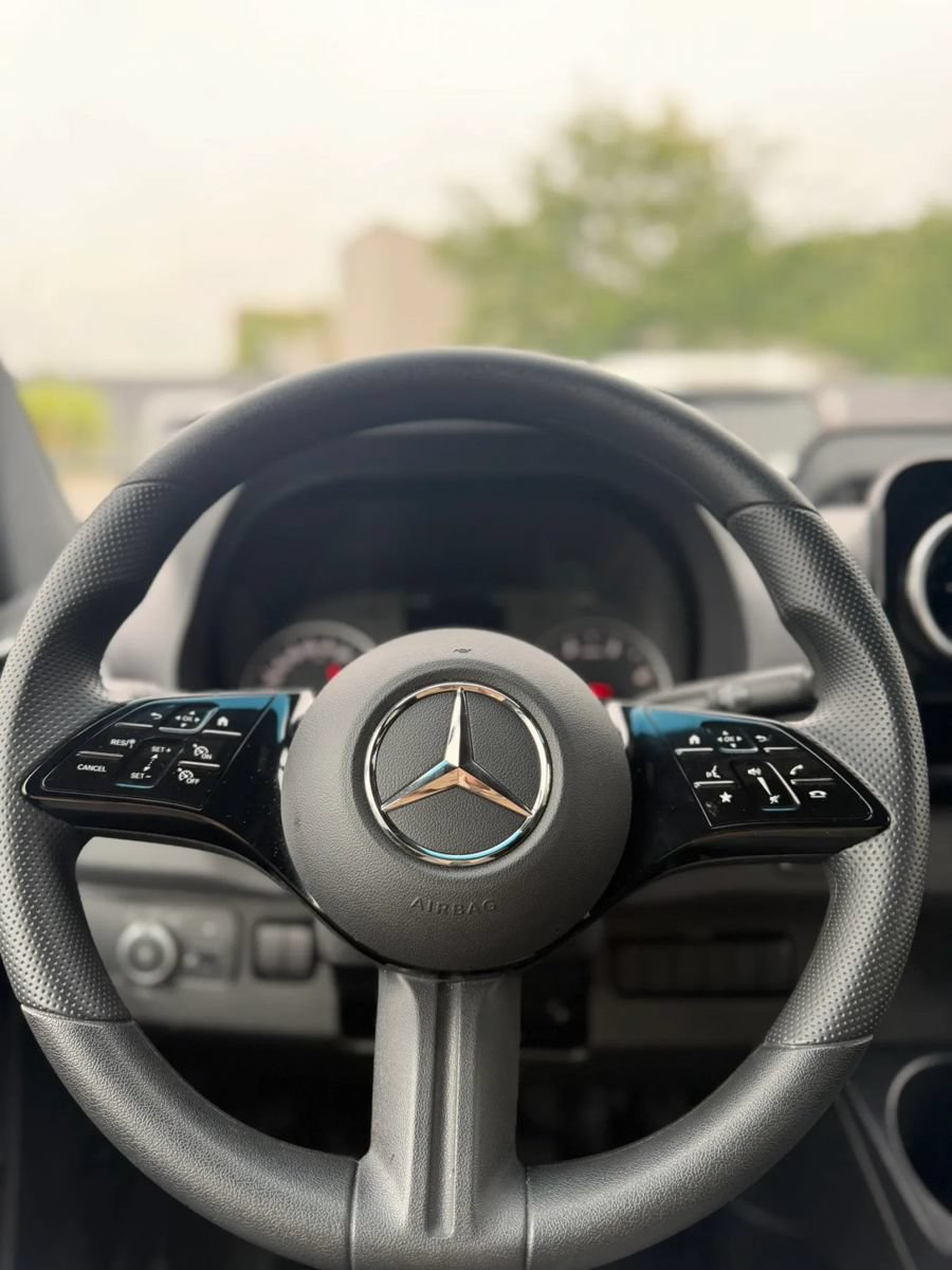 Used 2026 Mercedes-Benz Sprinter 2500 image 20