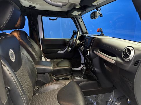 Used 2014 Jeep Wrangler Sport AWD/4WD image 22