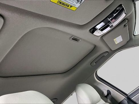 Used 2025 Hyundai Santa Fe Limited FWD image 27