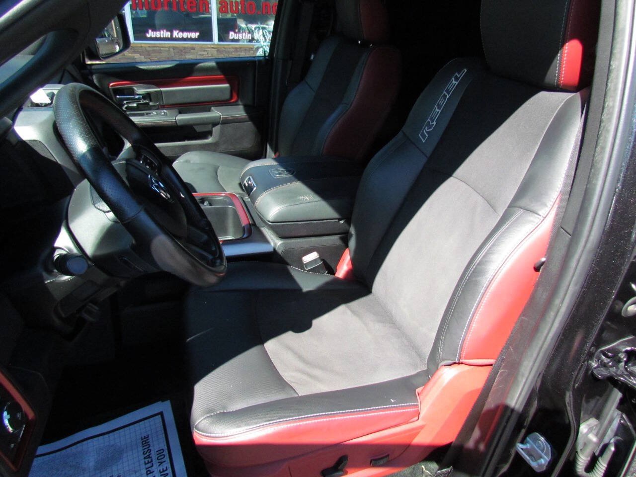 Used 2017 RAM 1500 Rebel w/ Luxury Group AWD/4WD image 10
