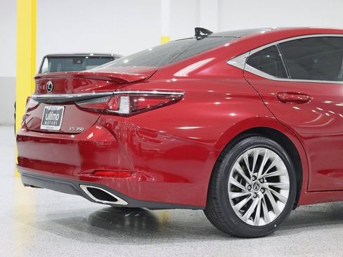 Used 2022 Lexus ES 350 Ultra Luxury image 10