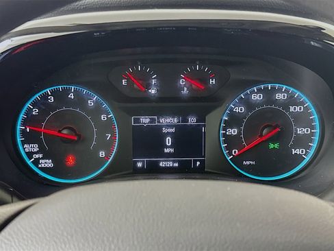 Used 2020 Chevrolet Traverse LS image 9