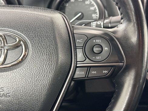Certified 2023 Toyota Camry SE FWD image 17
