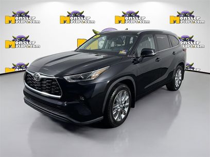 Used 2022 Toyota Highlander Limited