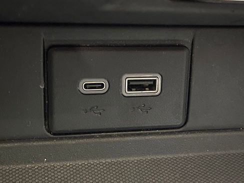 Used 2023 Chevrolet Tahoe LT image 41