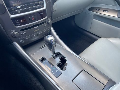 Used 2007 Lexus IS 250 image 38