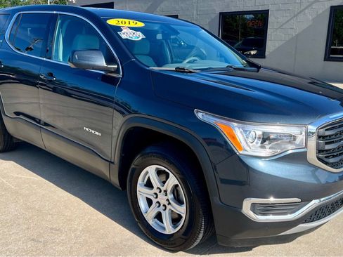 Used 2019 GMC Acadia SLE AWD/4WD image 1