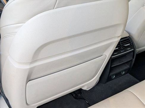 Used 2017 BMW 540i RWD image 18