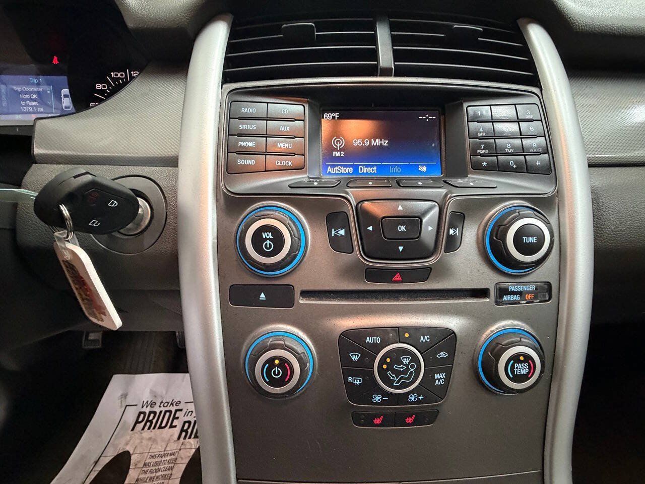 Used 2013 Ford Edge SEL FWD image 18