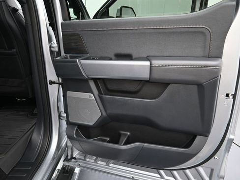 Used 2025 Ford F150 Lariat w/ Equipment Group 502A High image 36