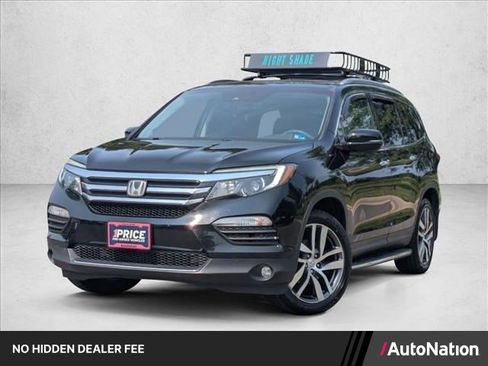 Used 2017 Honda Pilot Elite image 1