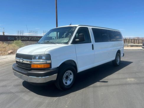 Used 2015 Chevrolet Express 3500 LT w/ LT Preferred Equipment Group RWD image 1