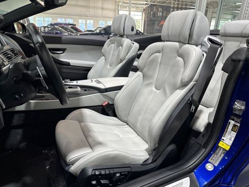 Used 2012 BMW M6 Convertible RWD image 55
