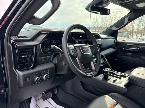 Used 2025 GMC Sierra 1500 AT4 w/ AT4 Premium Package image 19
