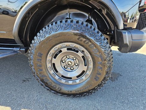 Certified 2024 Ford Bronco Everglades AWD/4WD image 12