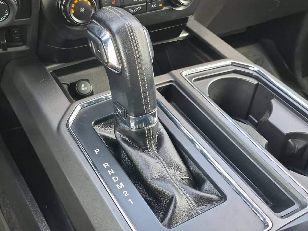 Used 2016 Ford F150 XLT w/ Equipment Group 302A Luxury AWD/4WD image 14