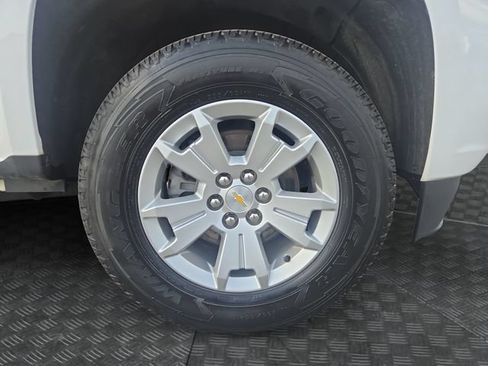 Used 2022 Chevrolet Colorado LT w/ Fleet Safety Package RWD image 37