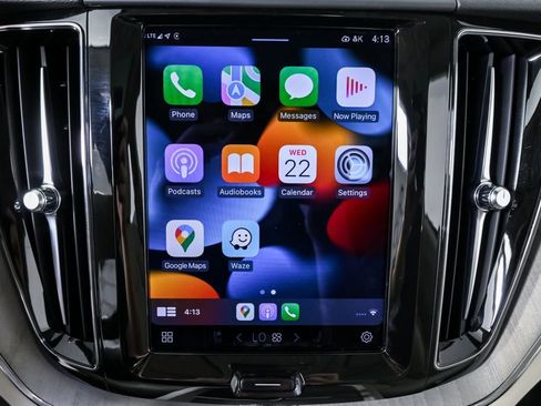 Used 2023 Volvo XC60 B5 Plus w/ Climate Package FWD image 18