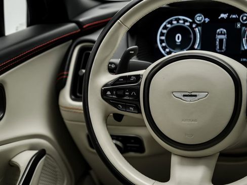 Used 2023 Aston Martin DBX 707 AWD/4WD image 23