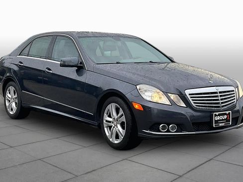 Used 2011 Mercedes-Benz E 350 Sedan image 2