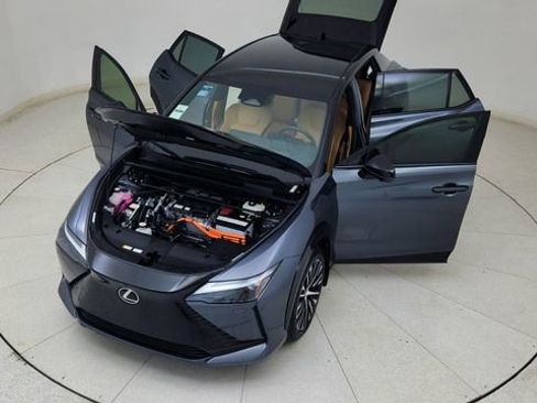 Used 2023 Lexus RZ 450e Premium w/ Technology Package image 84