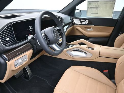 New 2026 Mercedes-Benz GLS 450 4MATIC image 19