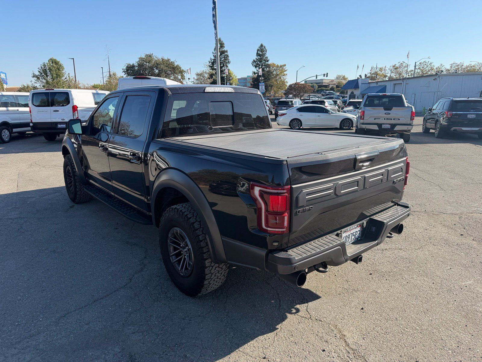 Used 2019 Ford F150 Raptor w/ Equipment Group 802A Luxury AWD/4WD image 3