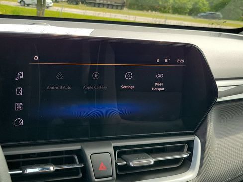 Used 2025 Chevrolet TrailBlazer LS FWD image 21