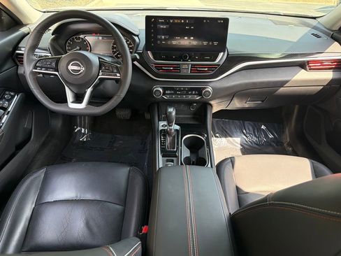 Used 2023 Nissan Altima 2.0 SR image 38