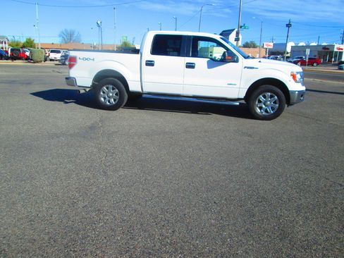 Used 2013 Ford F150 XLT w/ XLT Chrome Pkg image 2