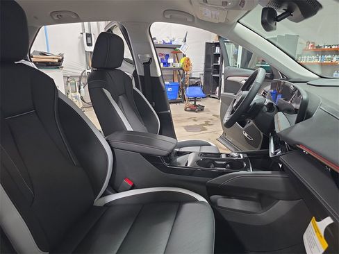 New 2026 Buick Envision Sport Touring image 10