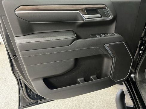 Used 2023 Chevrolet Silverado 1500 RST w/ Redline Edition image 28