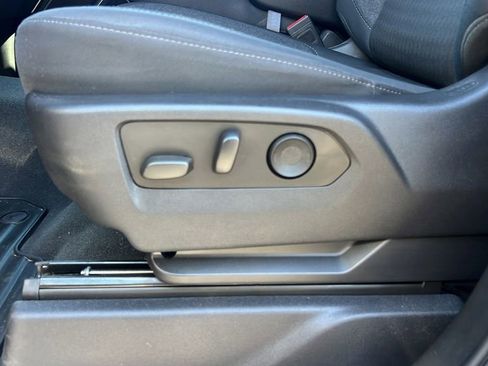 Used 2023 GMC Sierra 1500 Elevation image 19