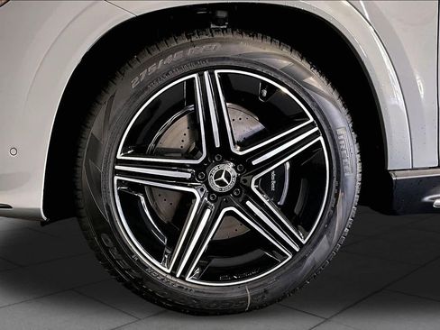 New 2026 Mercedes-Benz GLE 580 4MATIC image 17